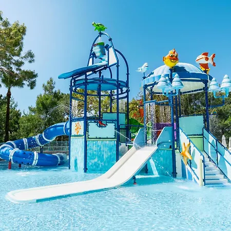 Liberty Lykia 5* Oludeniz